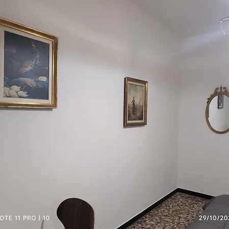 Palazzotto San Luca Marina dʼAndora
