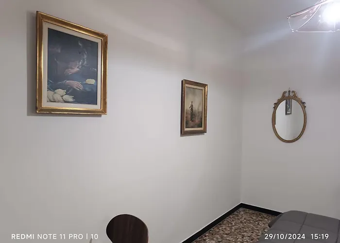 Palazzotto San Luca Marina dʼAndora
